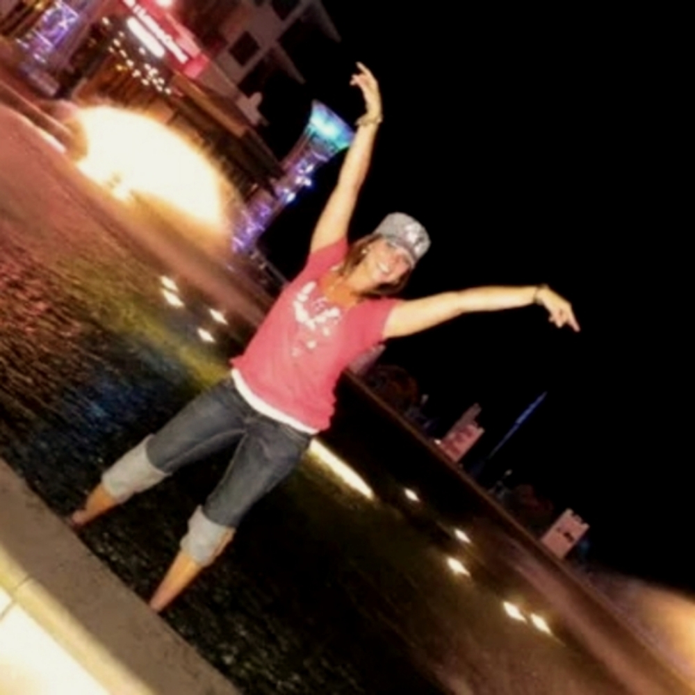 Meet your Posher, Carla